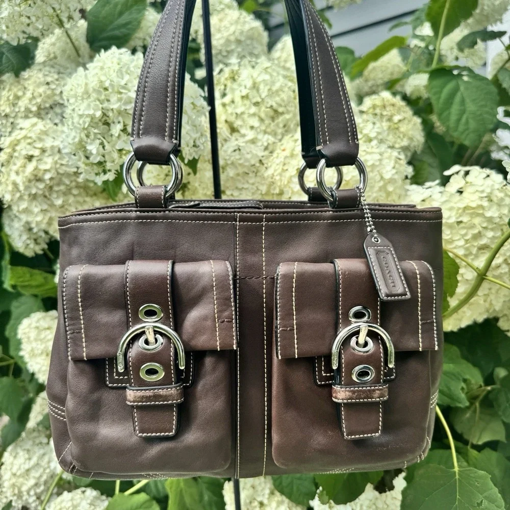 COACH SOHO Tote Chocolate Brown Buckle, Snap, Zip Shoulder Bag Purse EUC